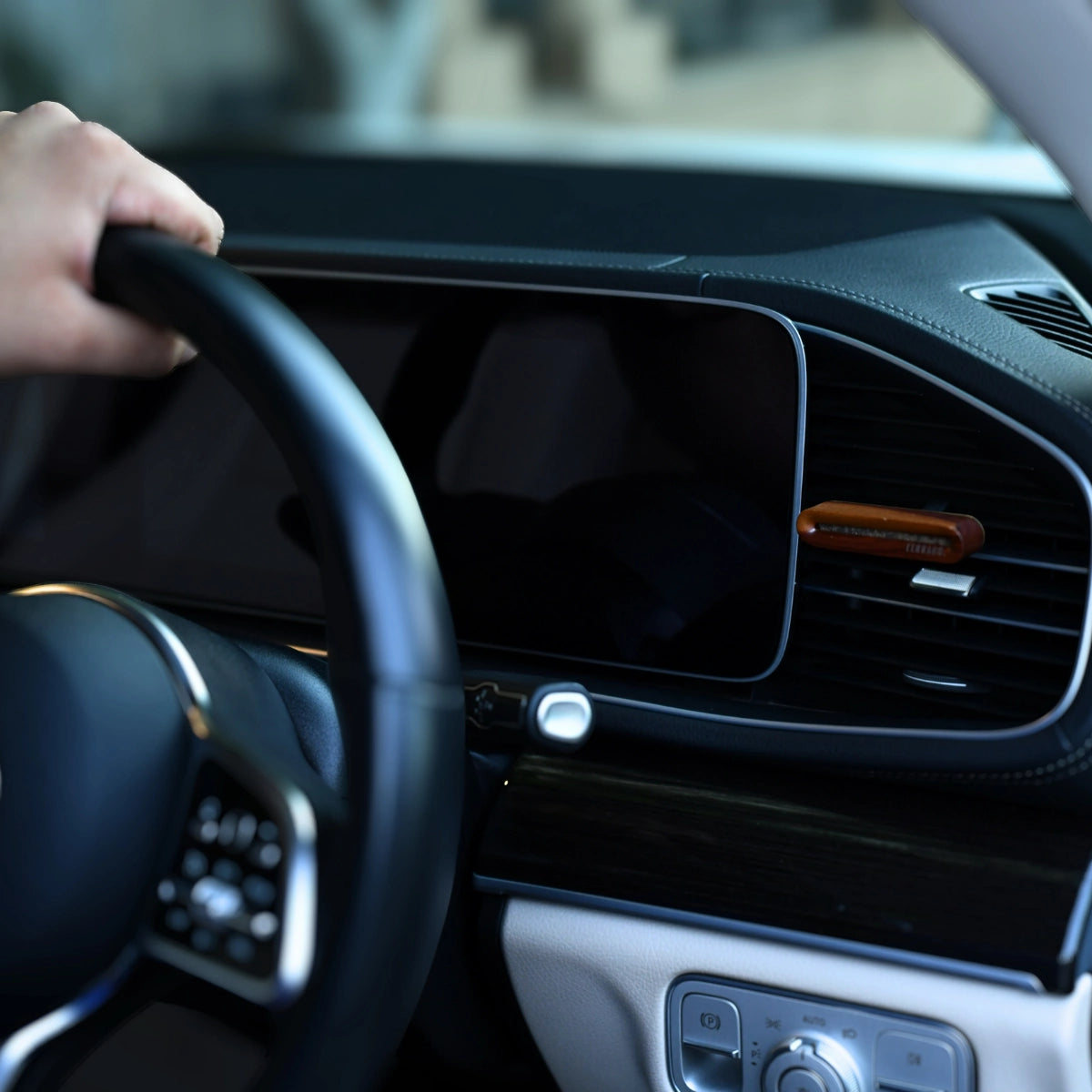 Groove Car Diffuser- Noir Bergame (Limited Edition)