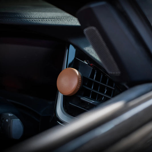 Tan Earth Twist Car Diffuser- Noir Bergame (Limited Edition)