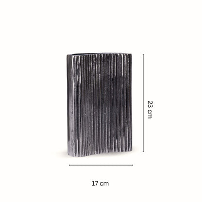 Linear Grace Vases